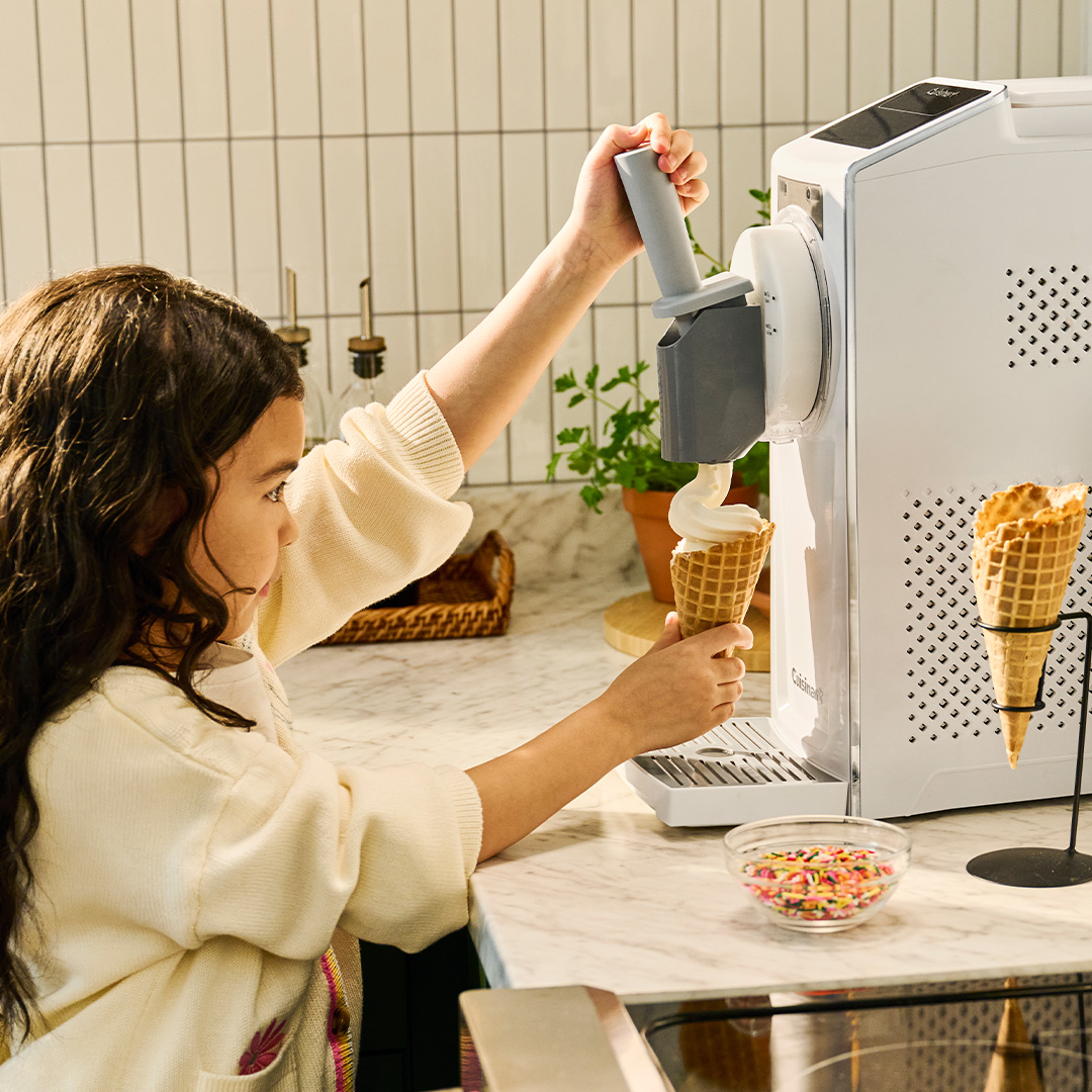 ice200_lifestyle8_softserve_1x1.jpg